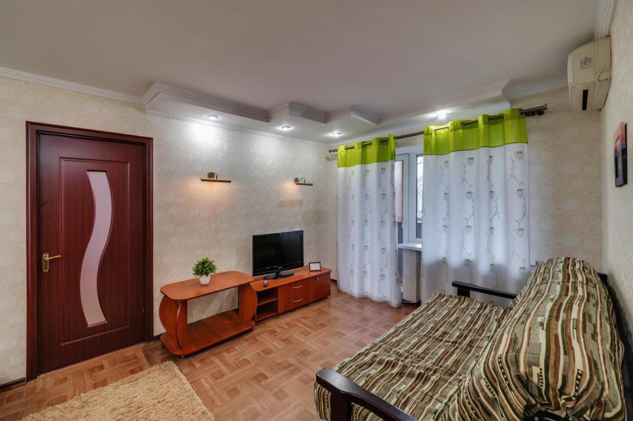 Apartment - Sobornyi Prospect 93 Zaporizhia Εξωτερικό φωτογραφία